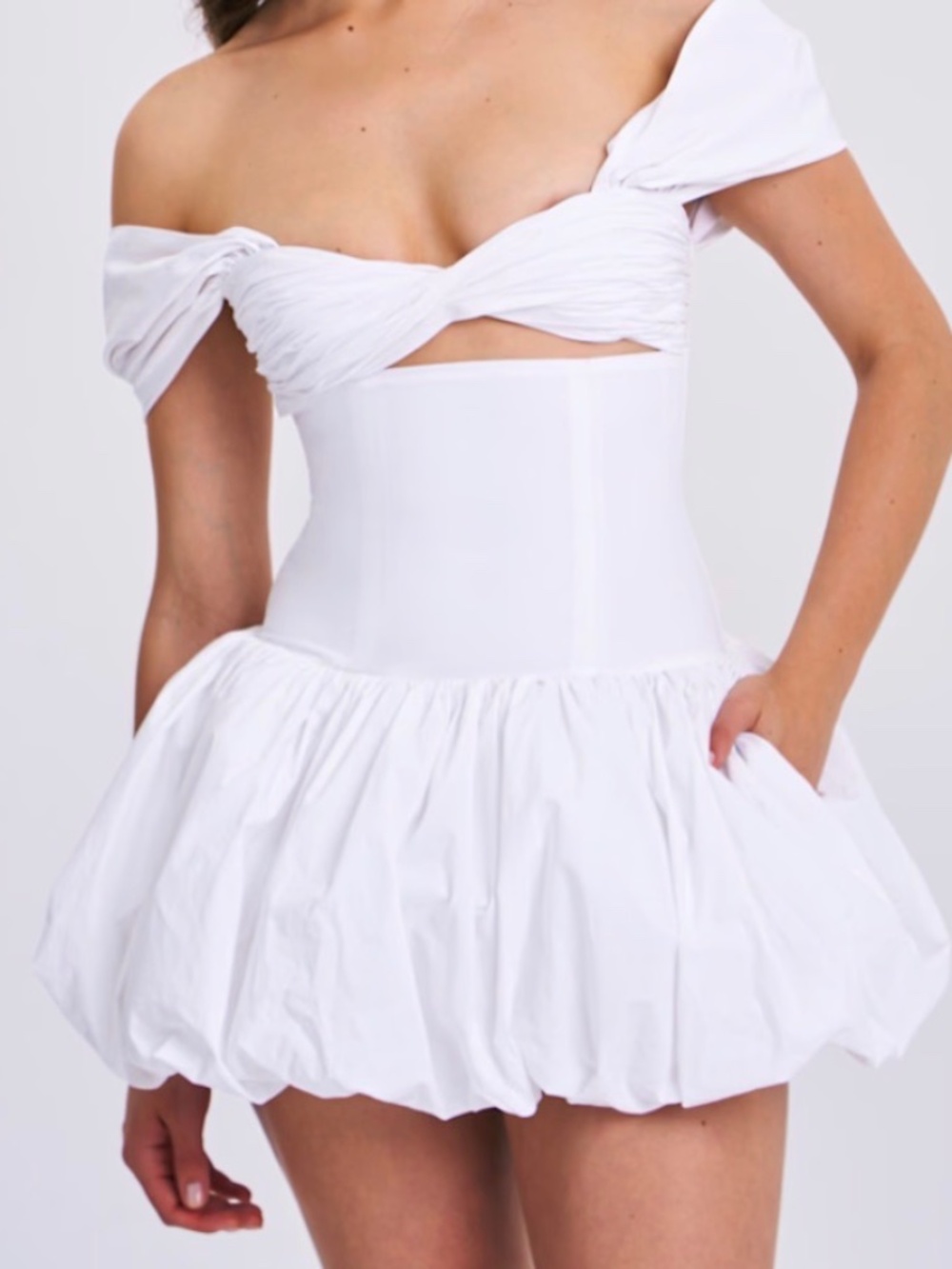 Miss Circle-Umika White Bubble Hem Mini Dress